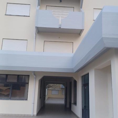 Apartamento Feliz فيغيورا دا فوز المظهر الخارجي الصورة